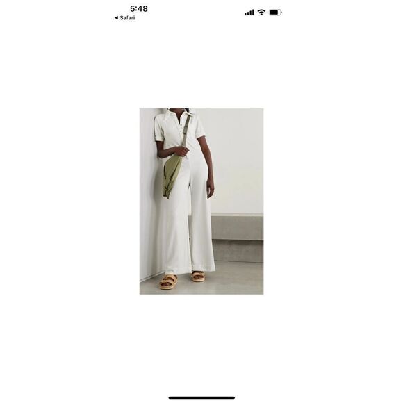 NWT Suzie Kondi Ivory Ponte Short Sleeve Stretch Flare Leg Jumpsuit Size Medium - Picture 1 of 9